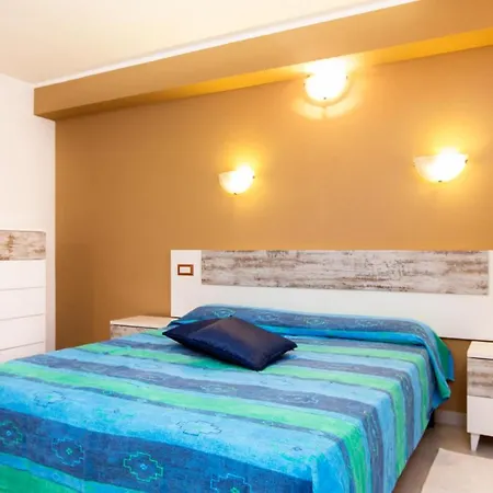 Holiday home Villino Enzo 350 Mt Baia Di Porto Frailis *